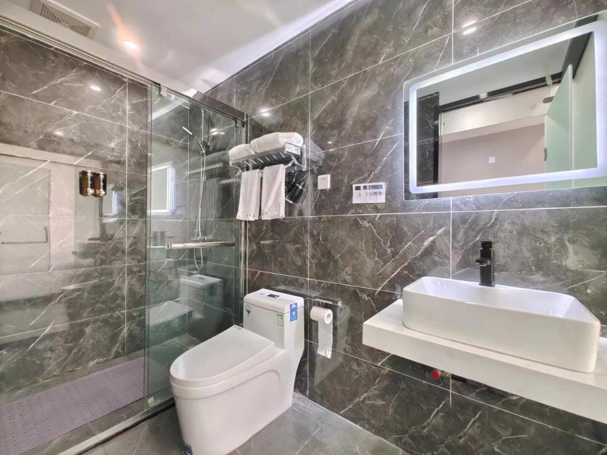 Jianyang  Xian Feng Hotel - Tianfu International Airport Branch מראה חיצוני תמונה
